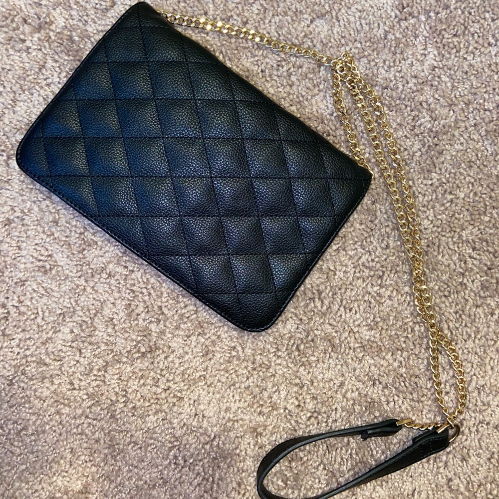 FOREVER21 gold chain crossbody